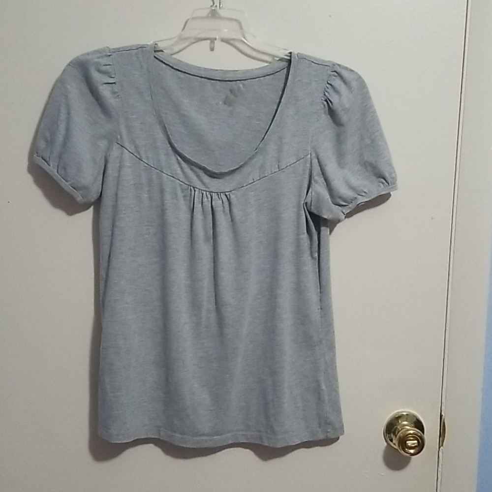 Lena Gray M Short Sleeve Shirt